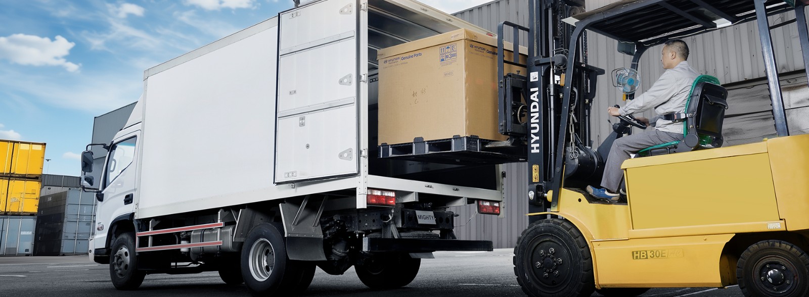 1761025852455875.jpg 2.jpg